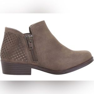 Mia Girl Ankle Boots